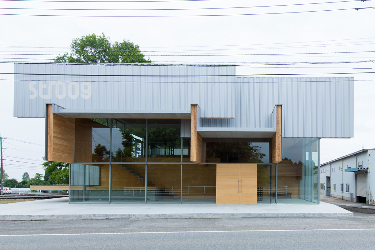 Atelier Aconcept creates raw building for French kickboxing club